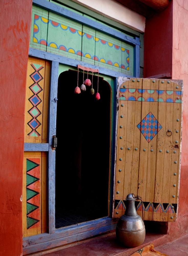 DAR INFIANE Tata