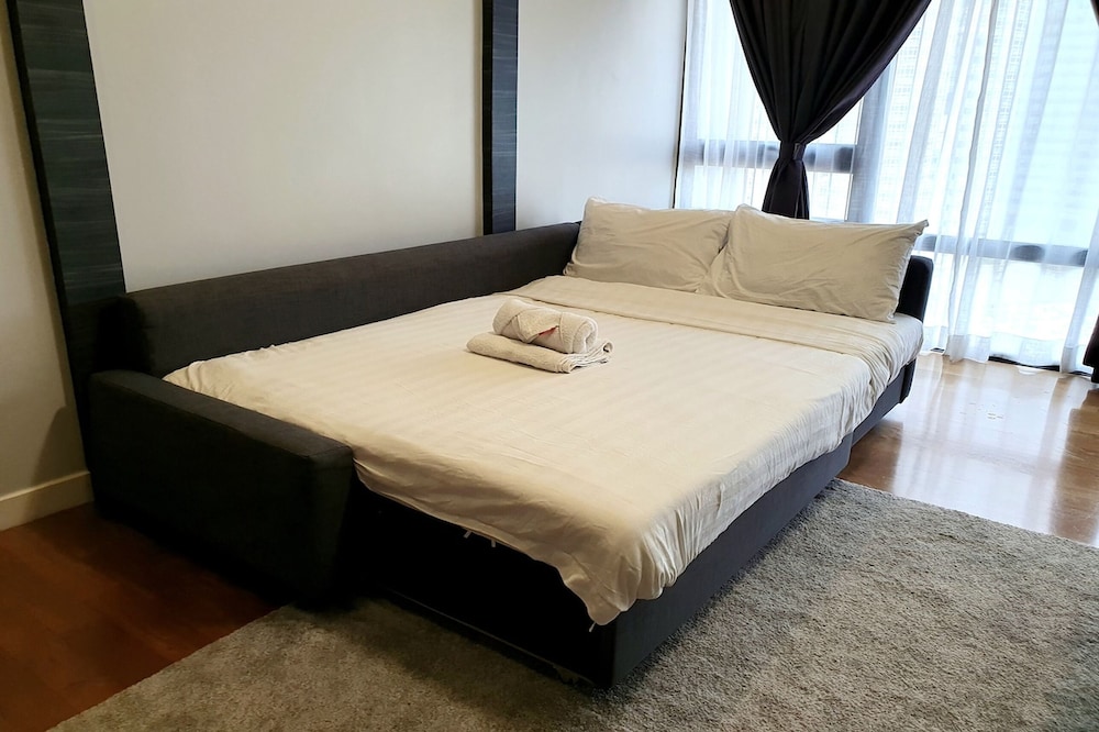 Anggun Residences by Emily in Town