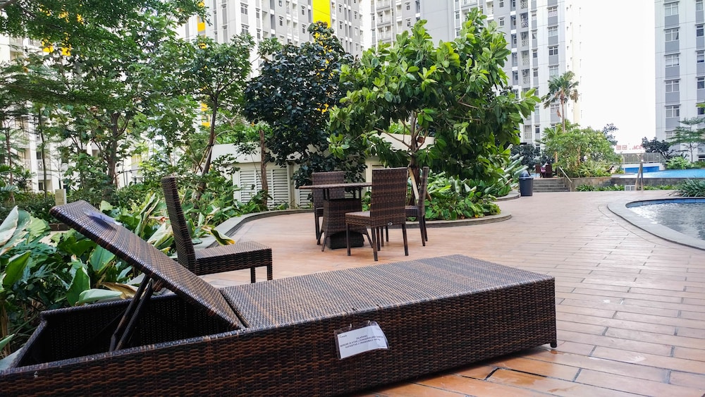 2BR + Sofa Bed The Springlake Summarecon Bekasi Apartment, เบคาซี - 11