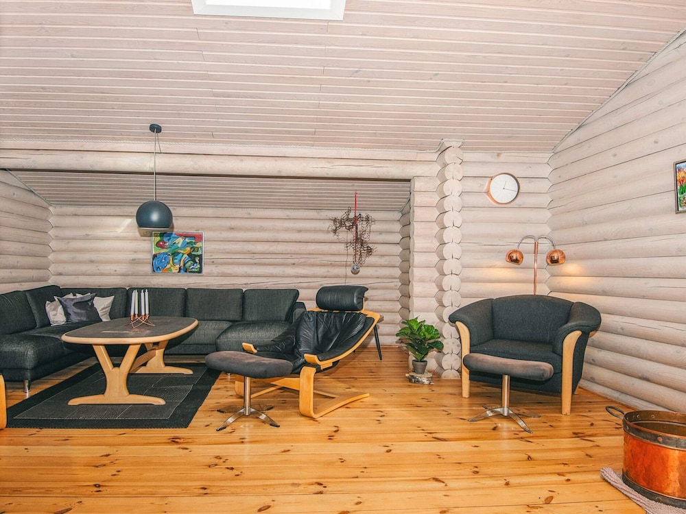 4 Star Holiday Home in Farvang
