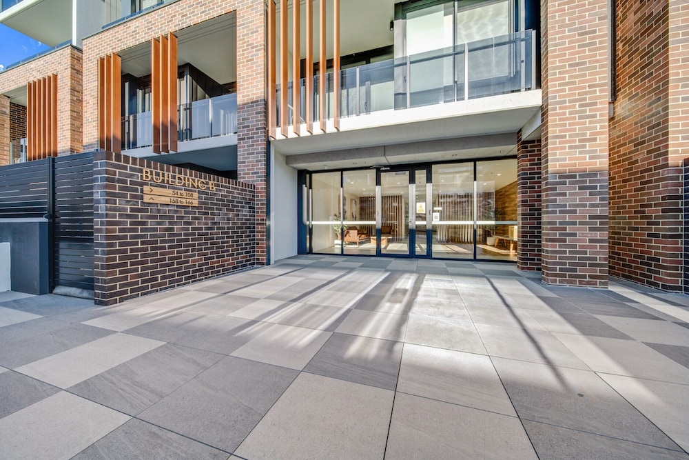 Spacious 1-bed Apartment With Gym, BBQ & Parking