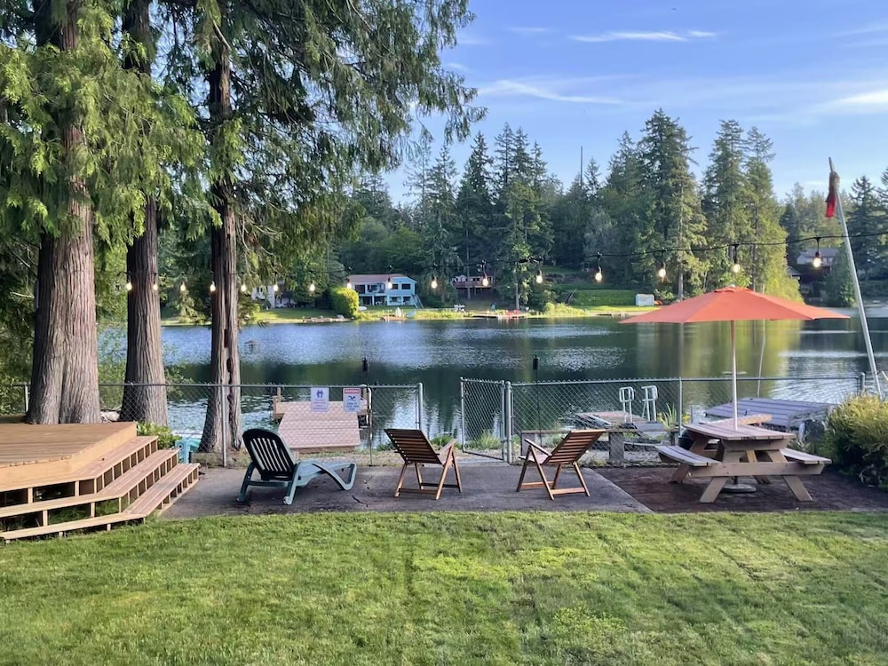 @ Marbella Lane - Hidden Gem on Scenic Shady Lake