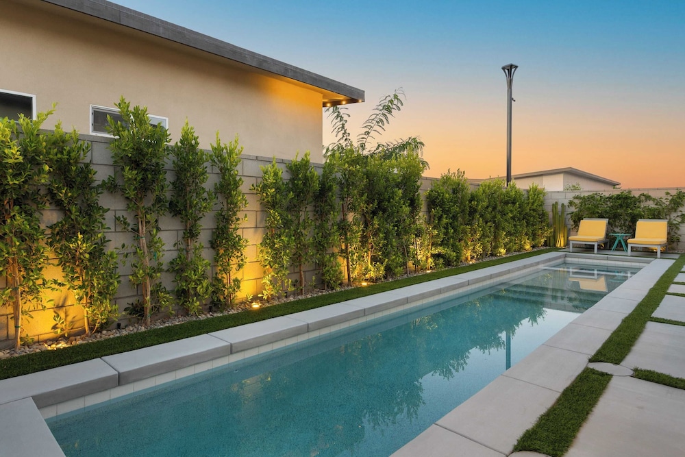 Lumen at Tahquitz: New Build With Pool, Fire Pit & Designer Interiors