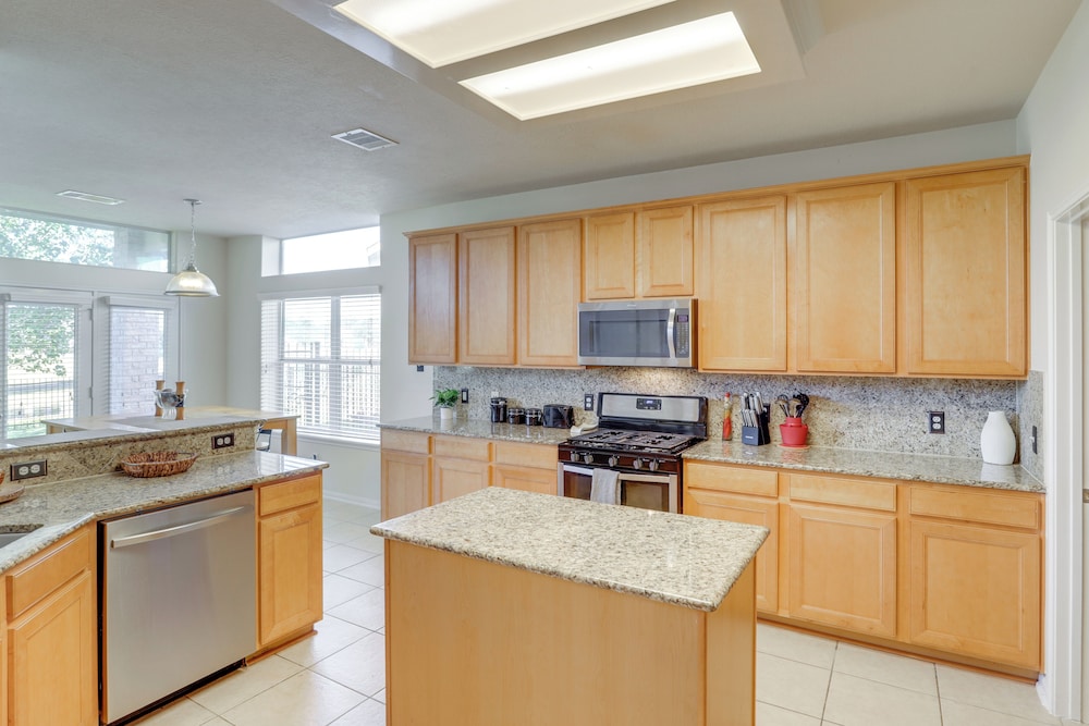 Lake-view Home w/ Pool Access in Legends Ranch!