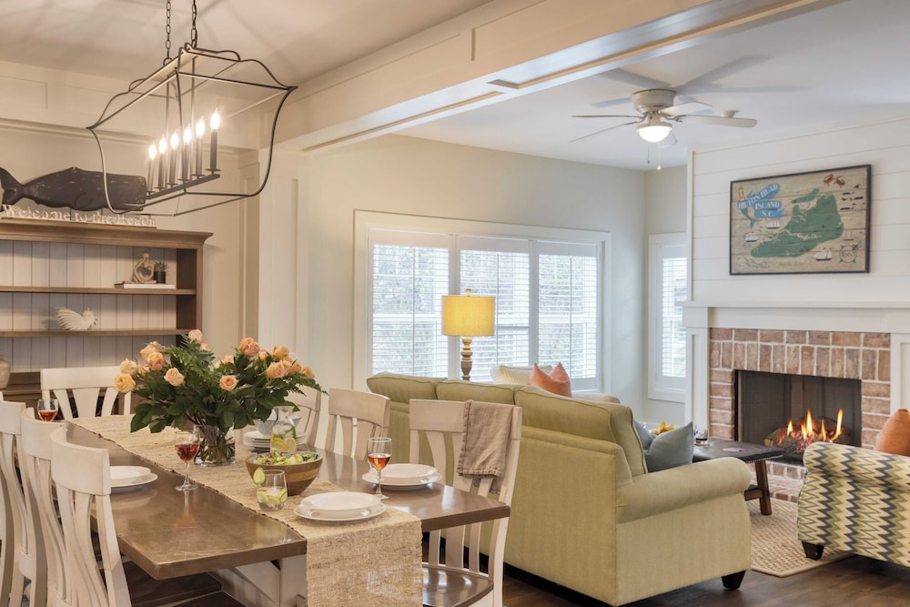 Pink Plume Coastal Escape Near Beach, Private Pool, Grill, & Luxe Interiors