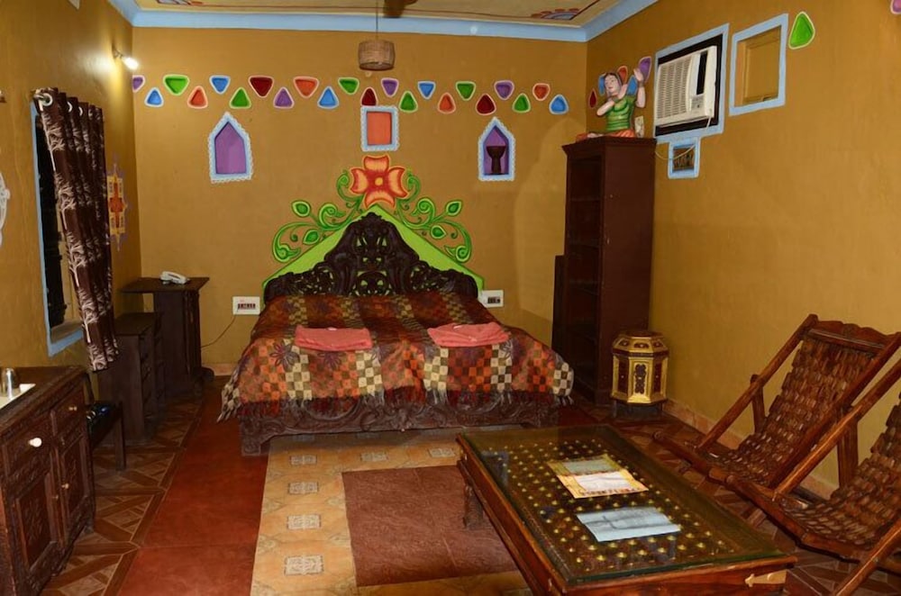 NAKHRALI DHANI VILLAGE RESOTR LLP