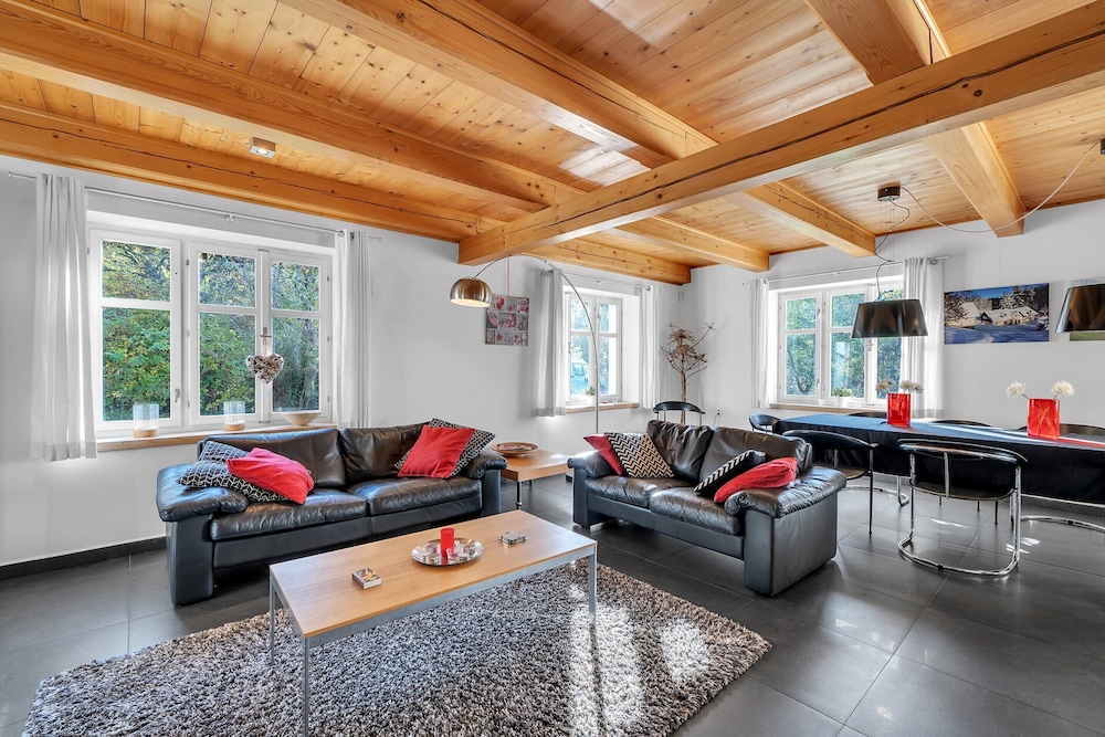 Villa in Mlade Buky Near Giant Mountains