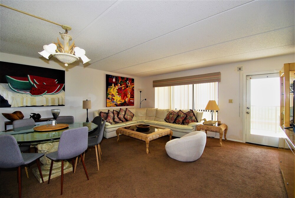 Summit Condo Unit #202 3 Bedroom Condo by RedAwning