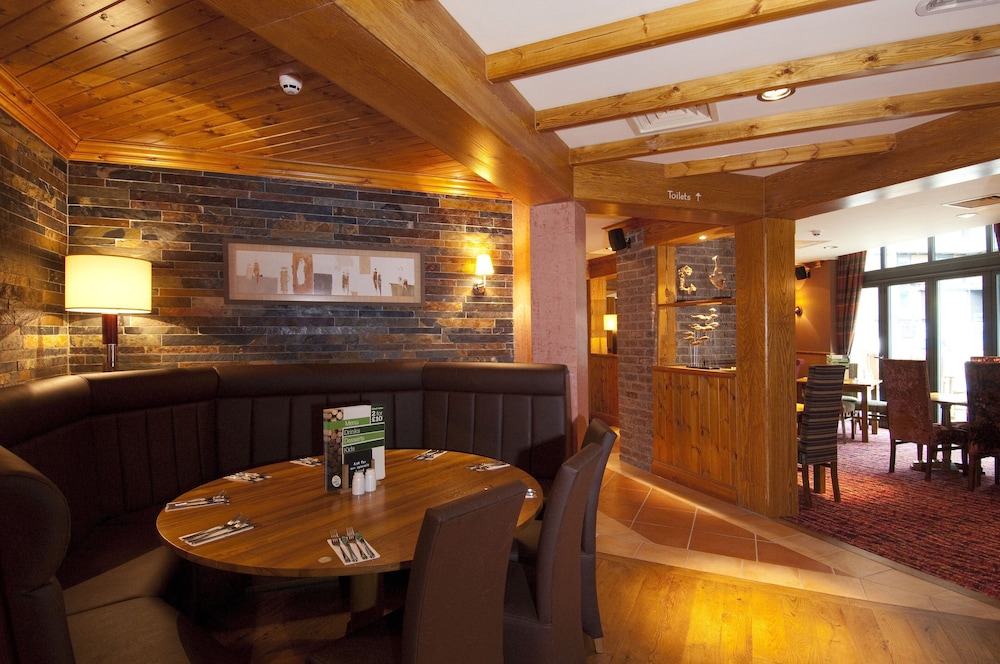 Premier Inn Barnsley Central M1 J37