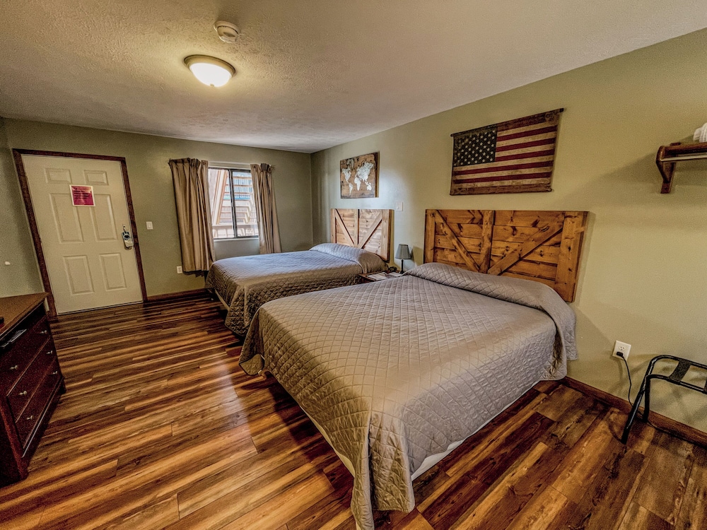 Timber Pointe Resort