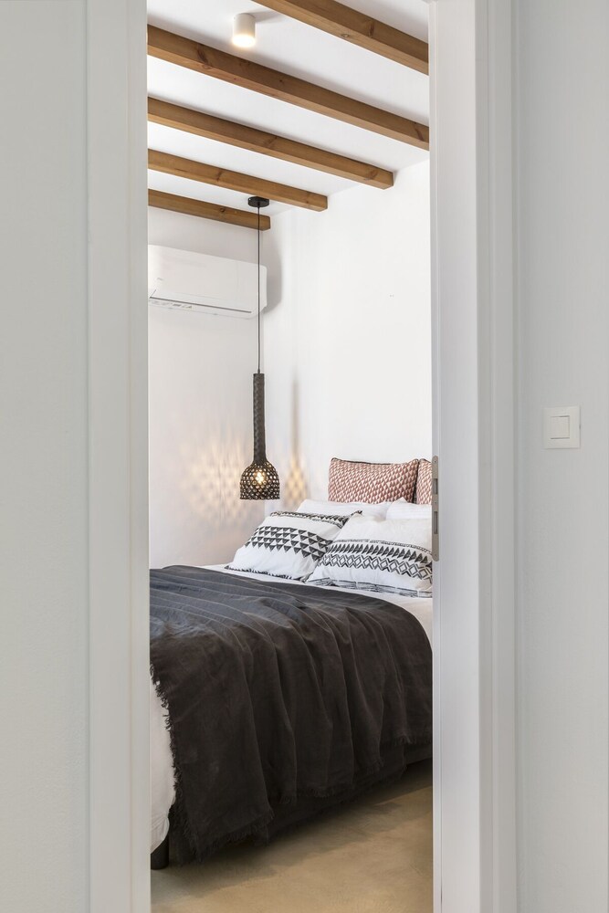 Santo Bloom Luxury Villas photo 4