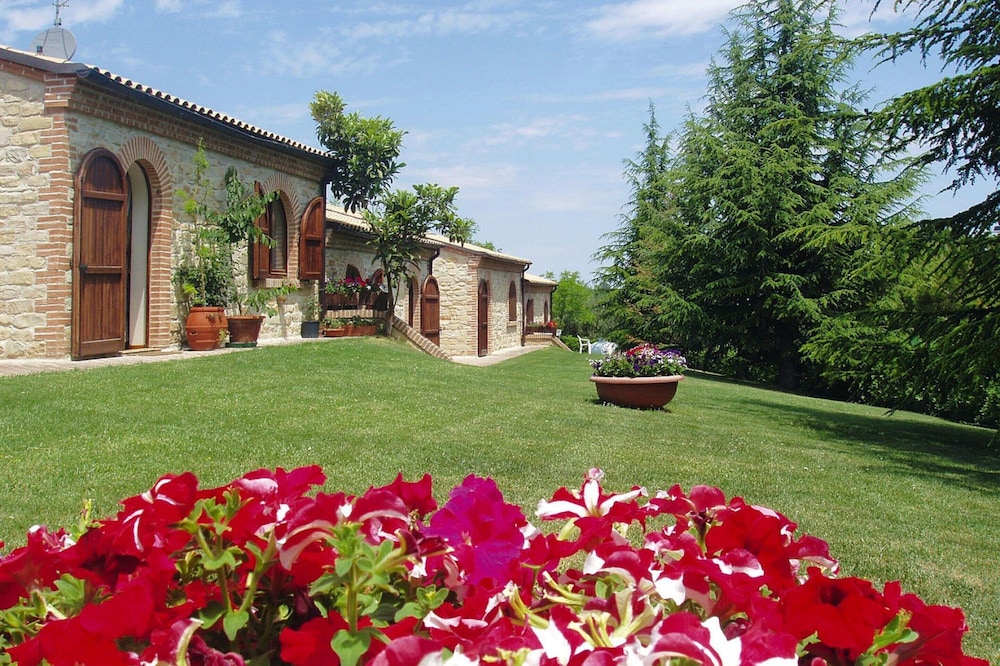 Hotel in Marche With Scenic Hiking Trails