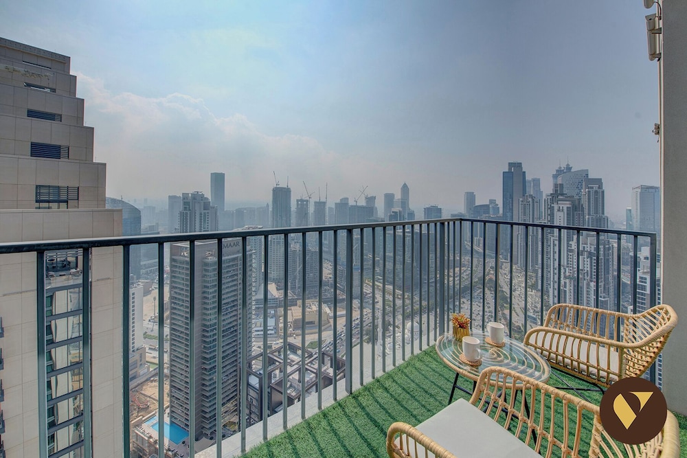 Vogue 43rd Floor Boulevard Heights