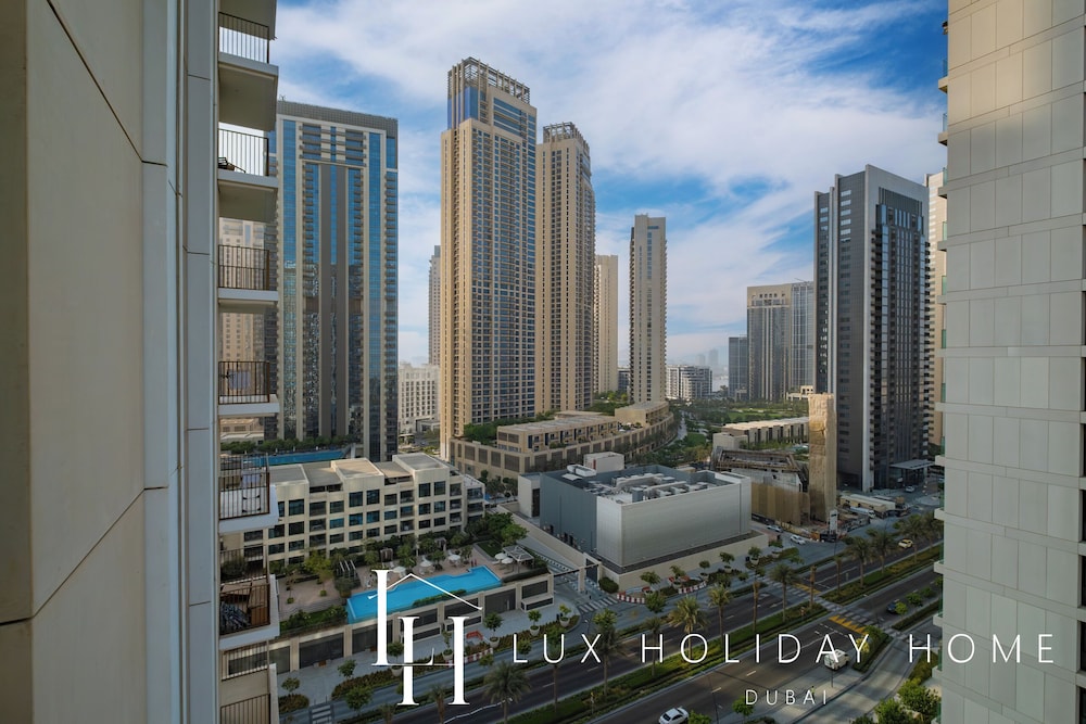 LUX The Creek Palace Residence Suite 2
