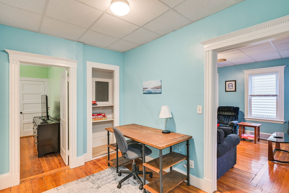 Medford Apartment Rental, 5 Mi to Downtown Boston