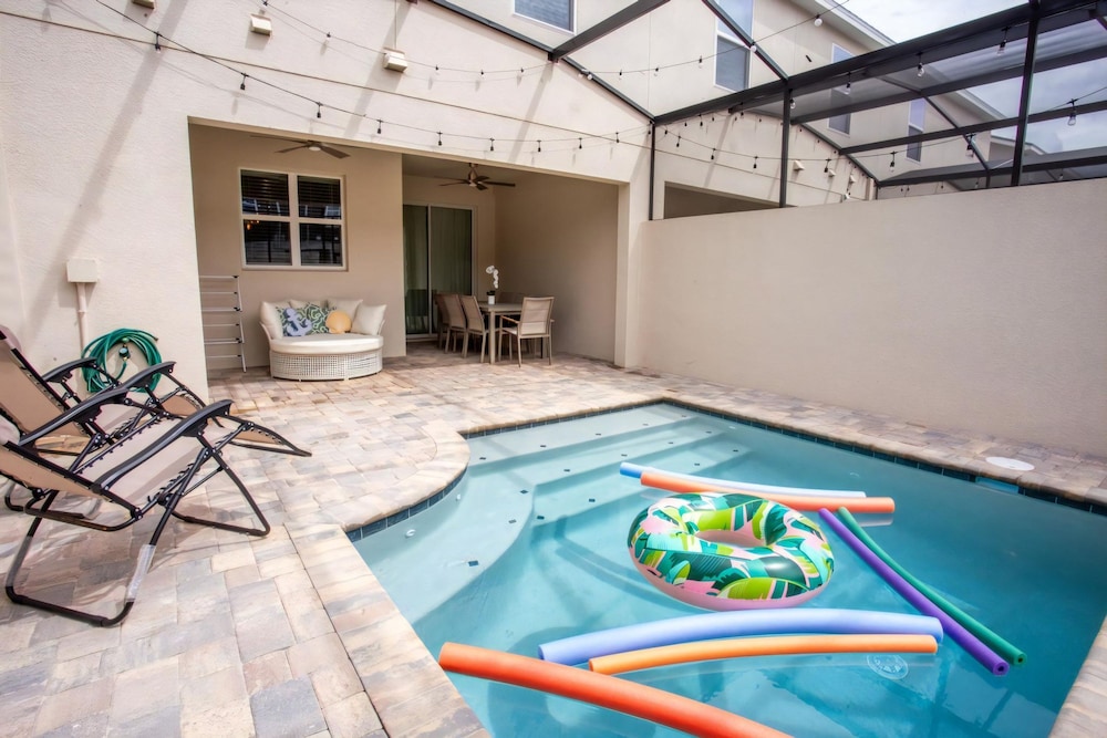 Magic Kingdom House- Brand Luxury Pool Home