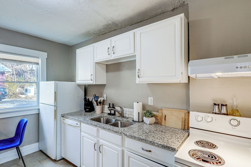 3 Mi to Dtwn: Omaha Escape w/ Game Room & Patio!