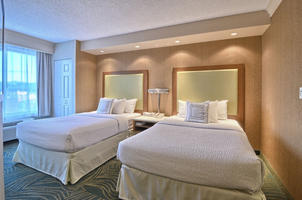 Detroit Vacations - SpringHill Suites Detroit Southfield - Property Image 5