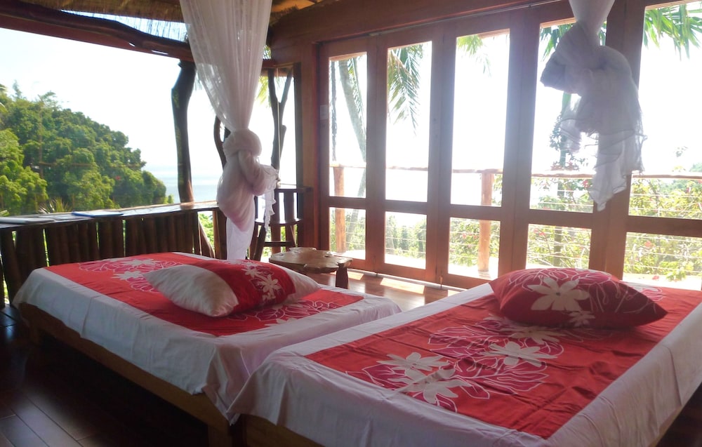 Vanira Lodge
