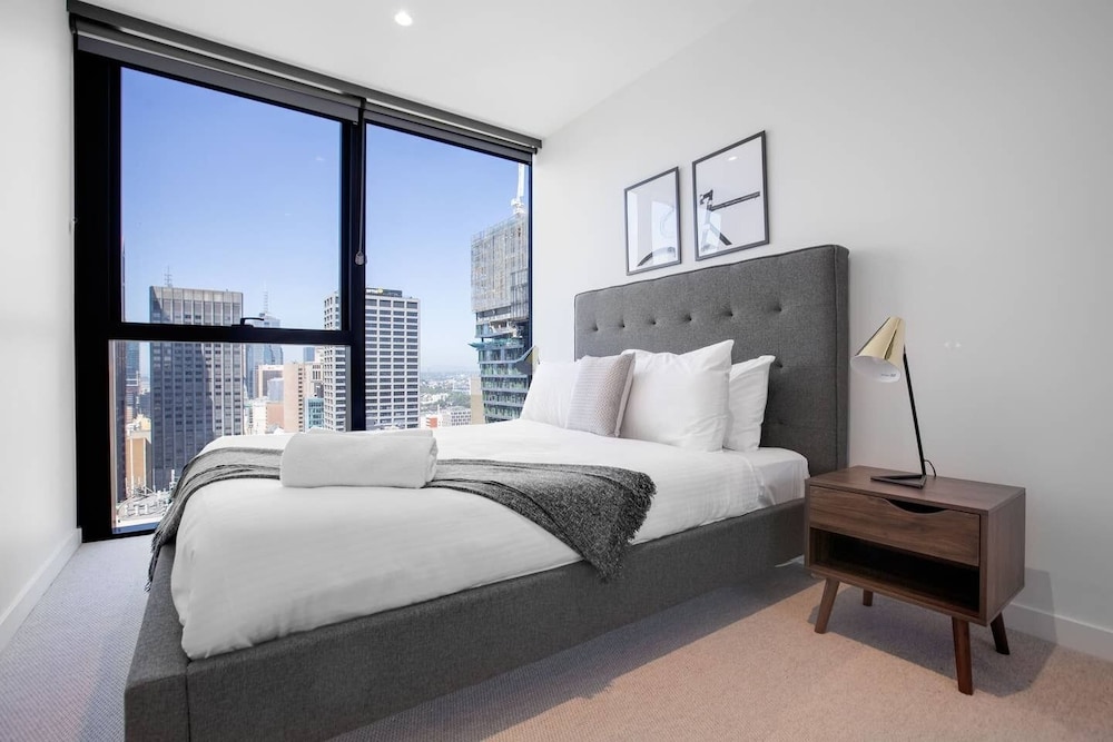 Warm Nest Central Location@collins view 3
