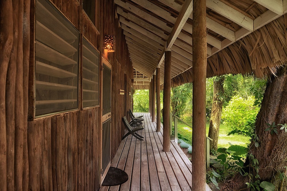 Chan Chich Lodge