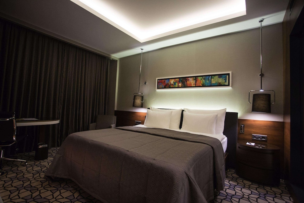 Grand Harilton Hotel - Image 13