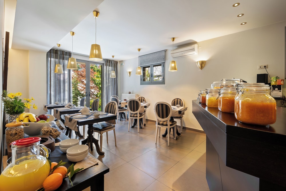 Aerinon Guesthouse