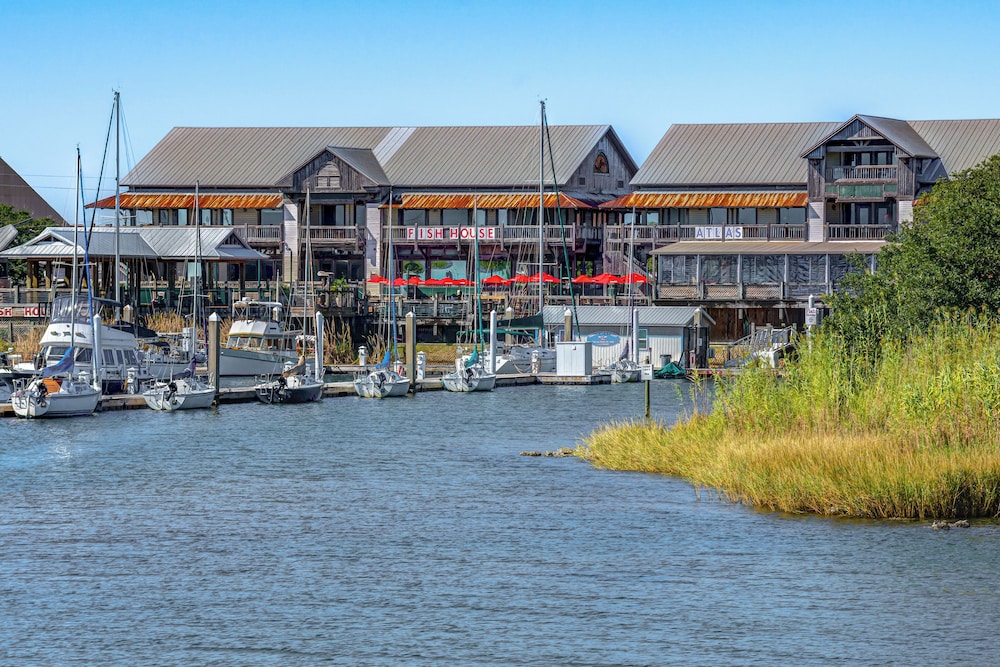 Walk Dtwn: Updated Pensacola Gem