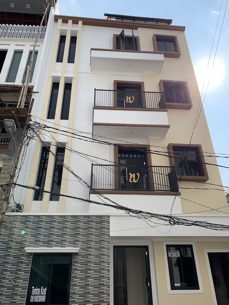 Win Residence