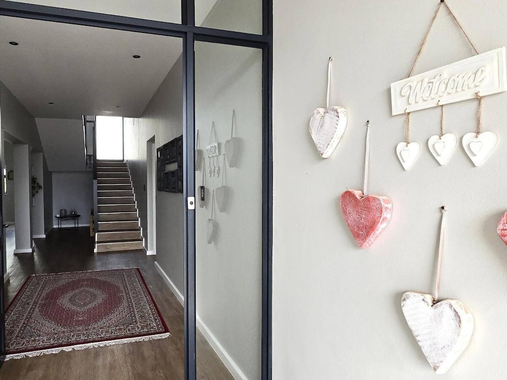 Seaside Retreat in Langebaan With Hot Tub and BBQ