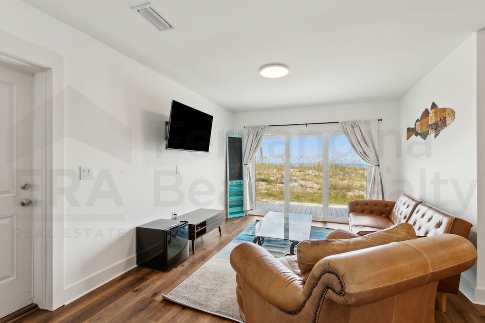1088 S. Fletcher Ave 5 Bedroom Home