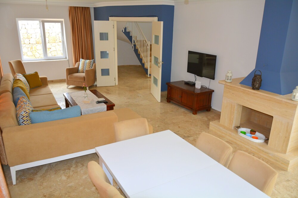 Soral Villa