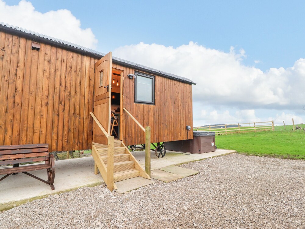 Hillcrest Shepherds Hut