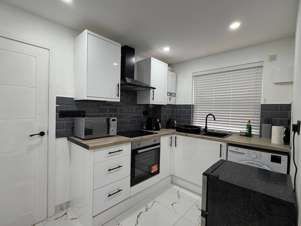 City Center Cardiff Apartment - 2 Bedrooms