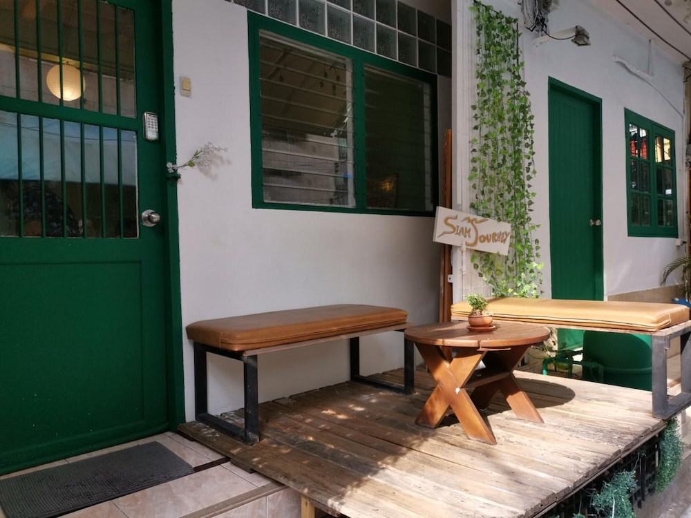 Siam Journey Guesthouse - Hostel