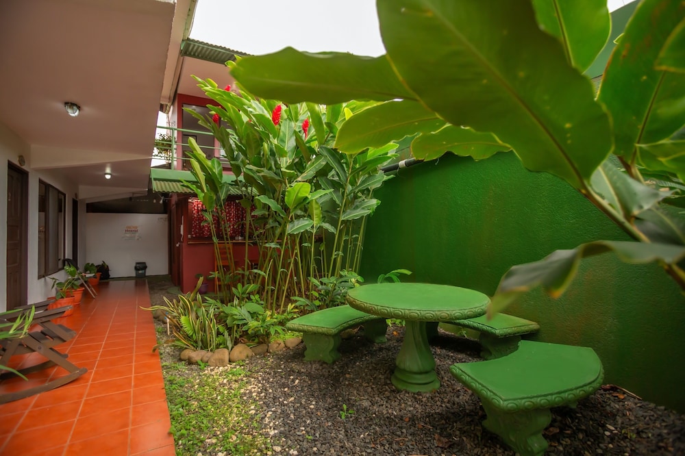 Hostal Nuevo Arenal