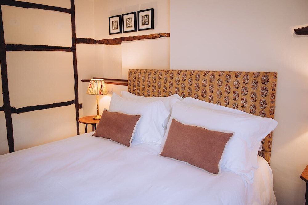 Guildford Vacations - The Drummond at Albury - Property Image 36