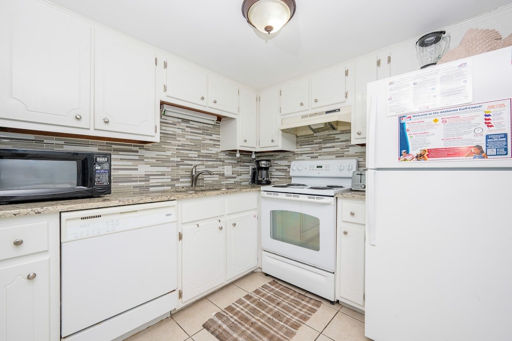 Island Winds East 602 2 Bedroom Condo