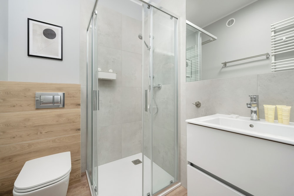 Air Conditioned Apartment by Renters