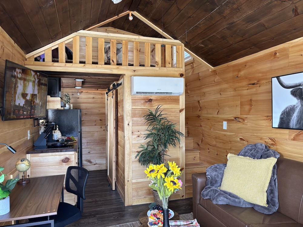 Sojourn Lodging