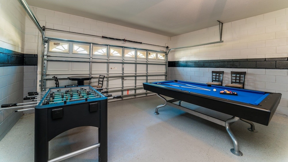 Windsor Palms Resort 4 Bedroom Home+ Game Room 4 Home
