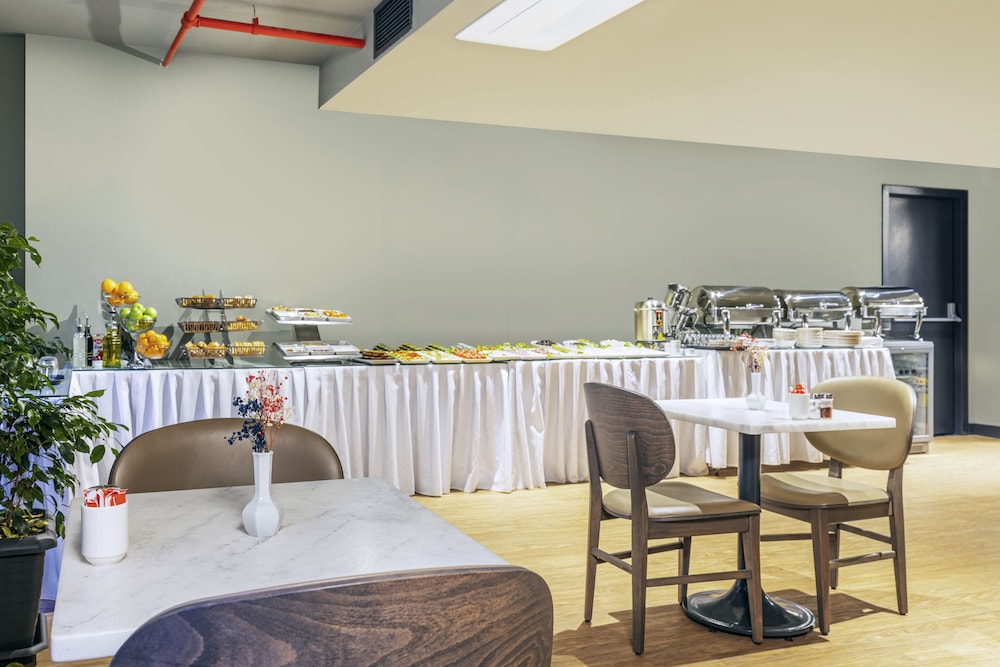 Marius Otel - Image 51