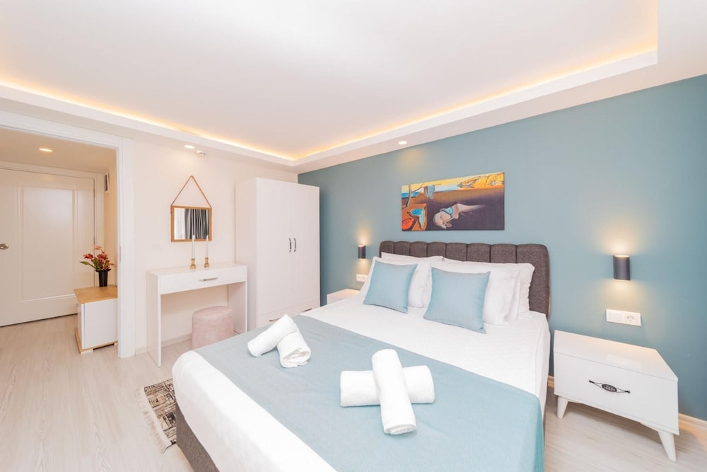 Convenient Flat 3 min to Hadrian s Gate in Antalya