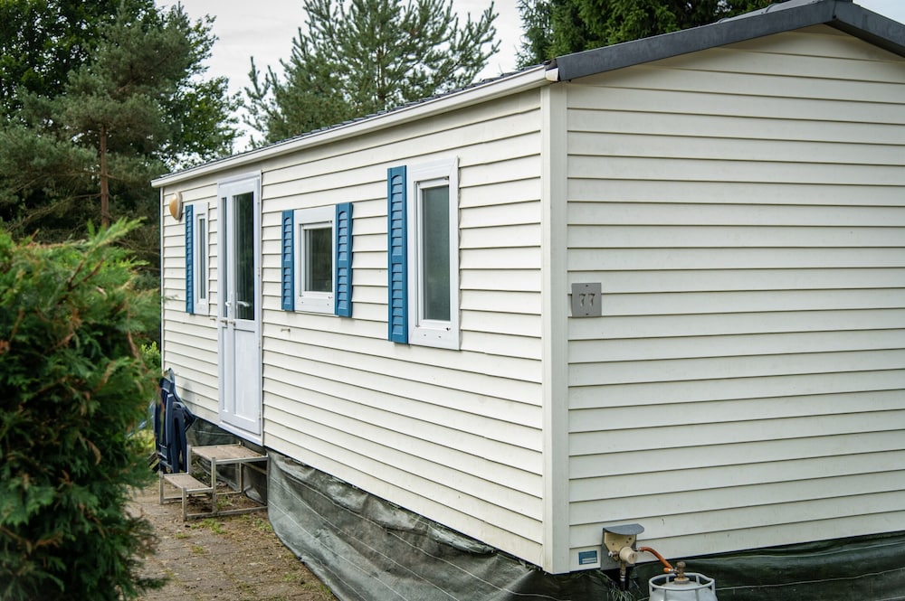 Mobile Home With Heated Pool