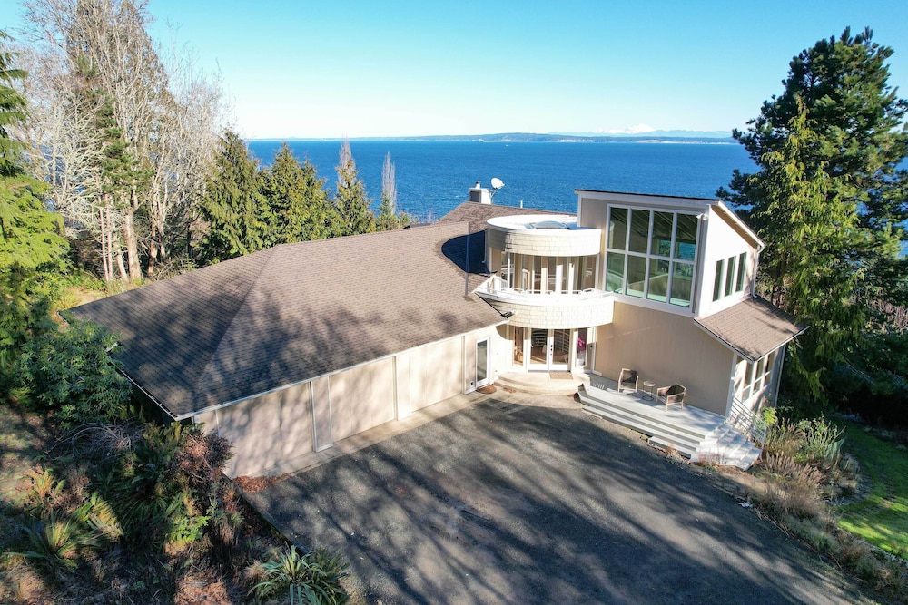 Unique Port Ludlow Home w/ 3 Decks & Hot Tub! view 2