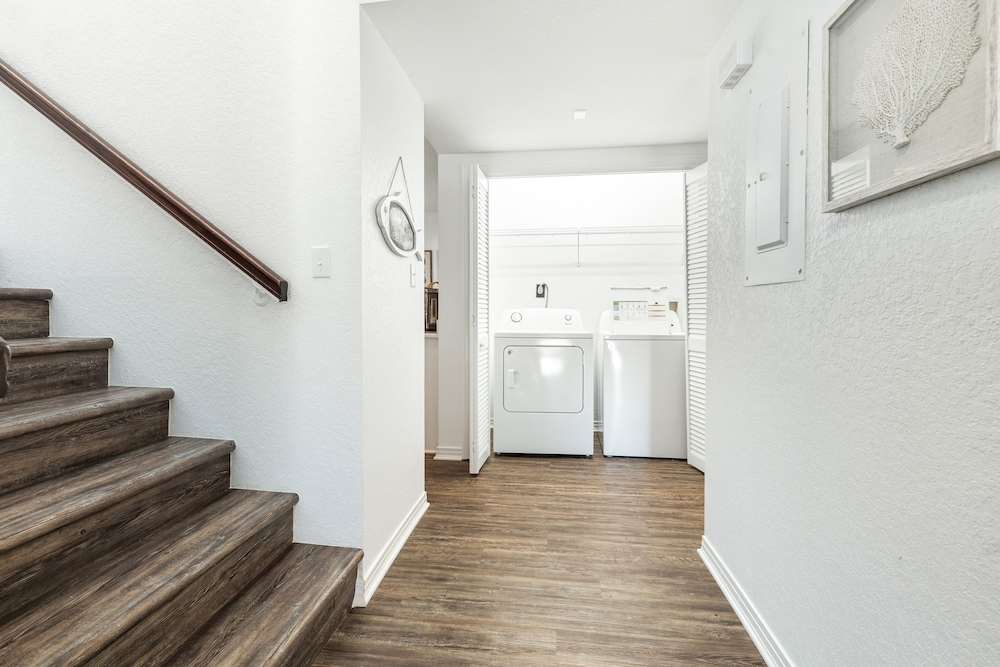 Shoreline Garden 16 3 Bedroom Townhouse