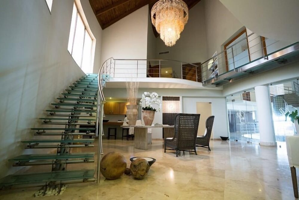Hotel Bannister by Mint - Photo 24