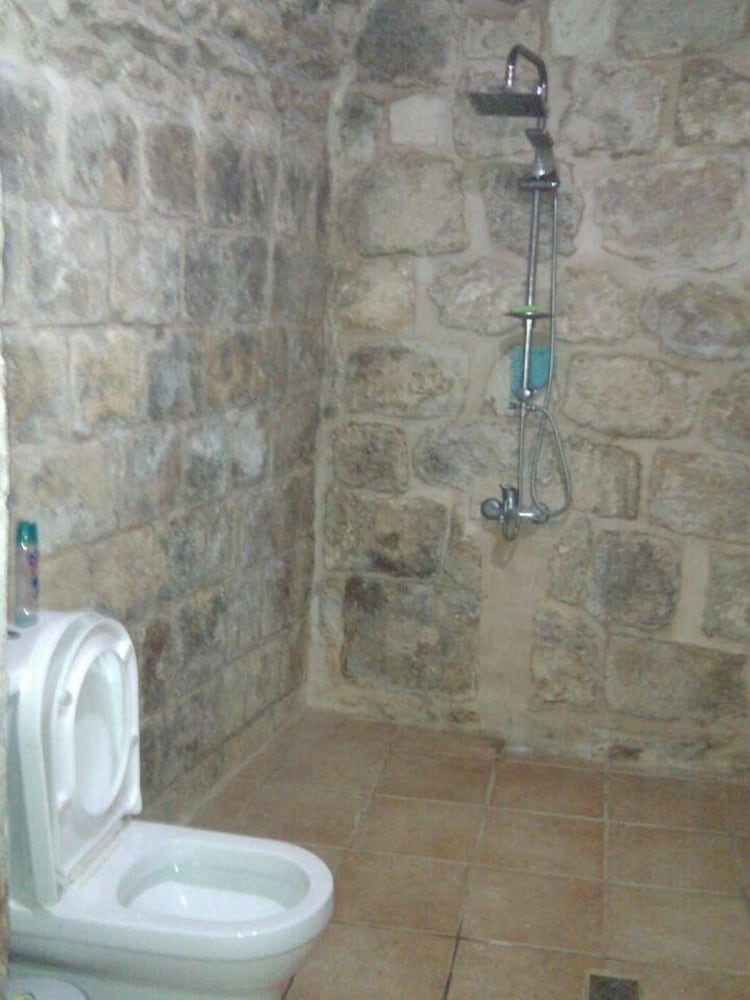 Chain Gate Hostel