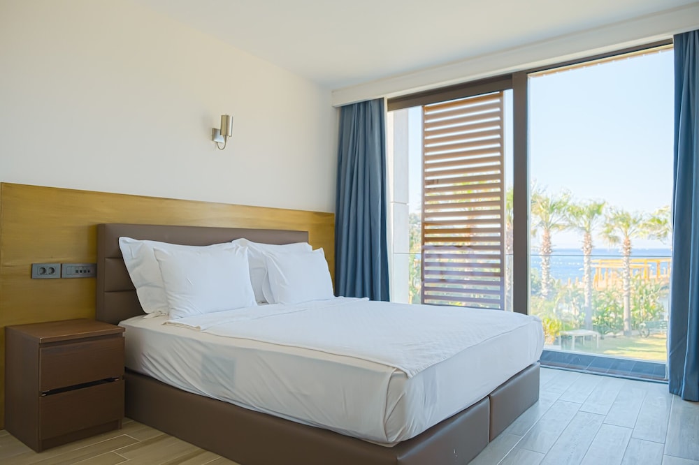 Les Sables Suites view 4