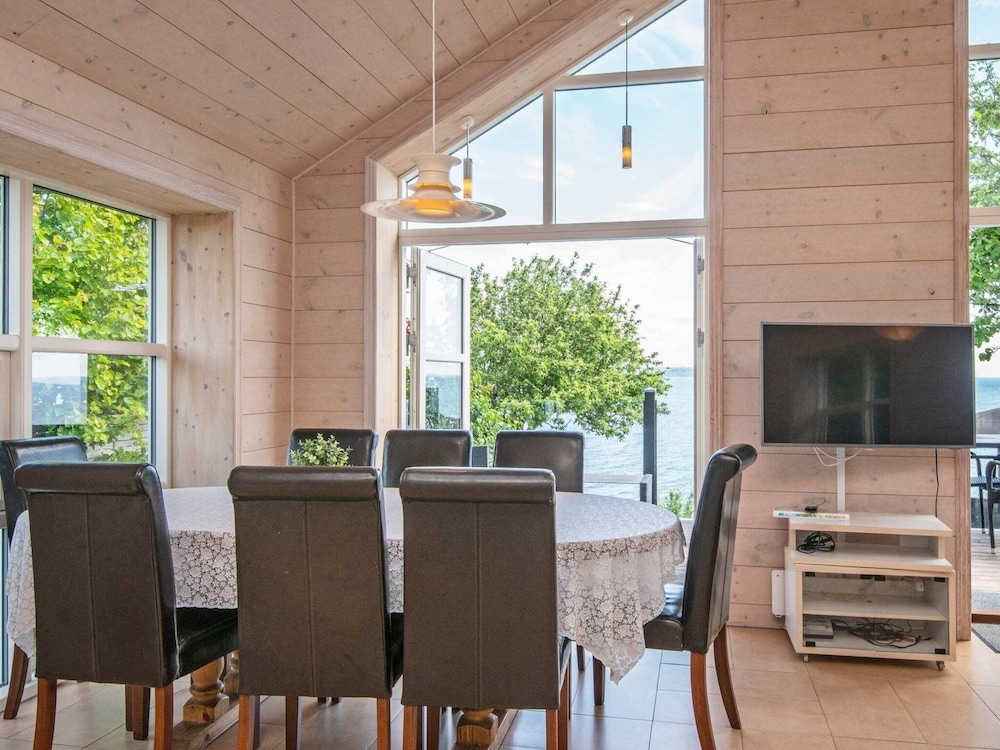 Panoramic Retreat by Water view 5